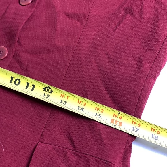 Vintage 90s Giorgio Armani Red 100% Wool Long Sleeve Three Button Blazer Size 12 - Picture 7 of 9